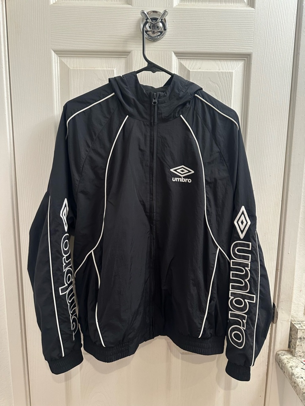 Hollister umbro men’s jacket